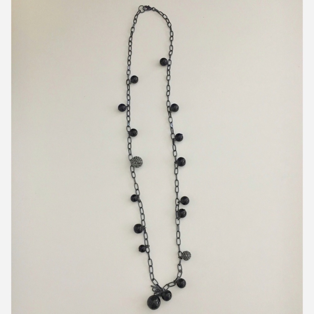 🌻 Charming Charlie black long necklace